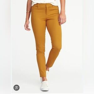 NWOT Old Navy Pixie High Rise Pants in Mustard
